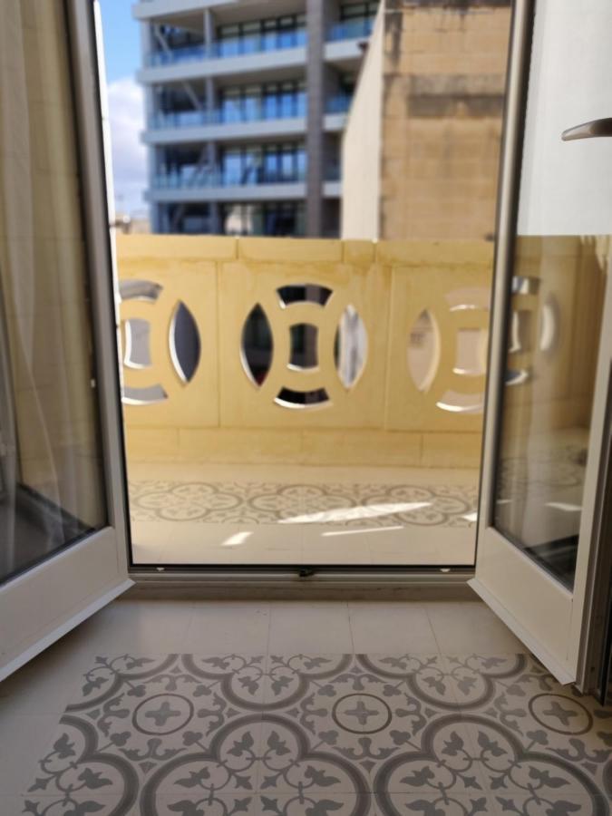 Walter'S B&B Gzira Dış mekan fotoğraf