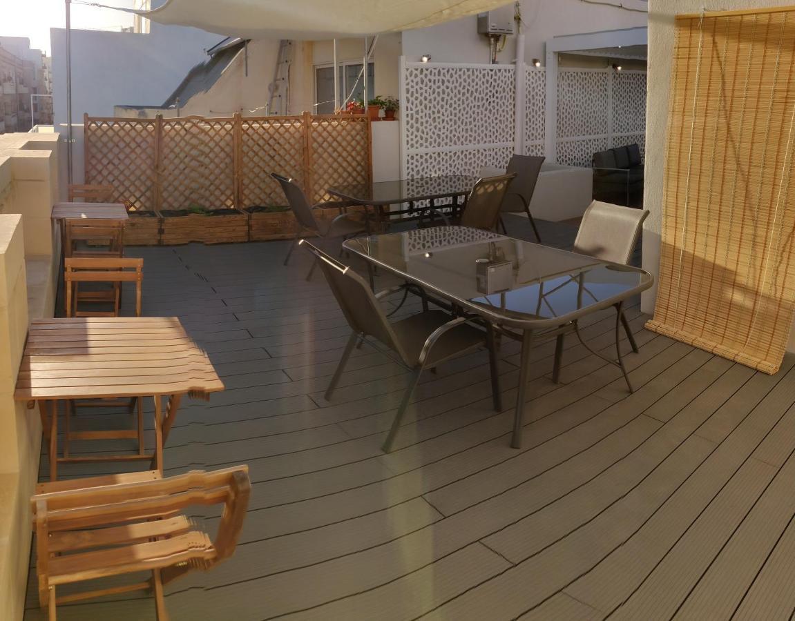 Walter'S B&B Gzira Dış mekan fotoğraf