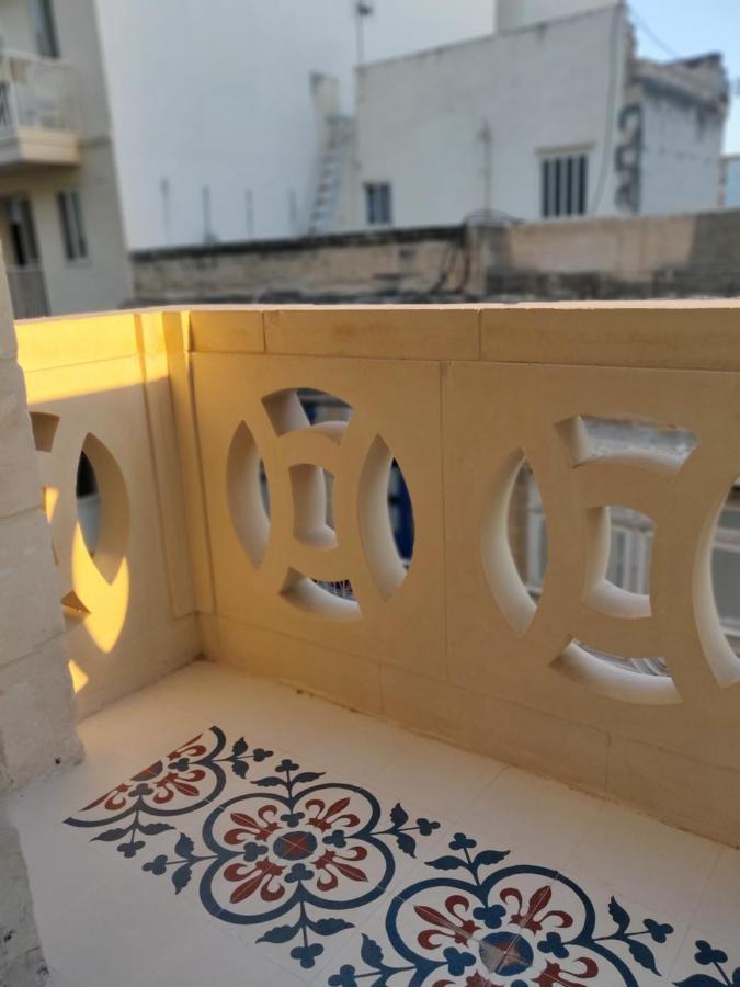 Walter'S B&B Gzira Dış mekan fotoğraf